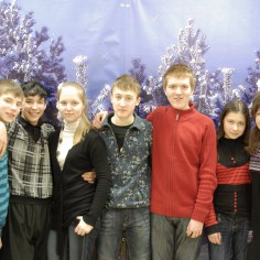 Казань и не только. На фото: Радиф Шарифуллин (в центре), Евгения Яллина (крайняя справа)